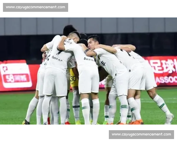 亚泰与河南展开激烈对决 双方全力争胜角逐积分榜高位